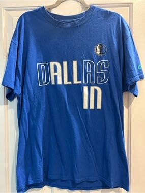 Dallas Mavericks Blue Graphic Tee